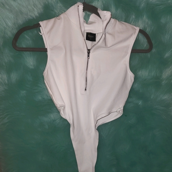 Bodysuits - Picture 1 of 2